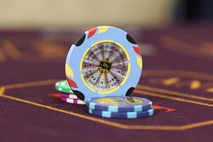 Round casino token
